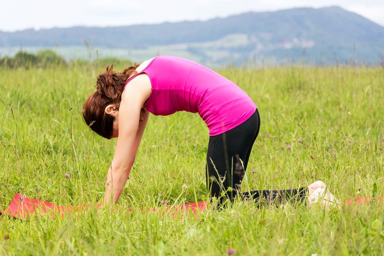 4 Stretches for a Healthier Back | MyFoodDiary
