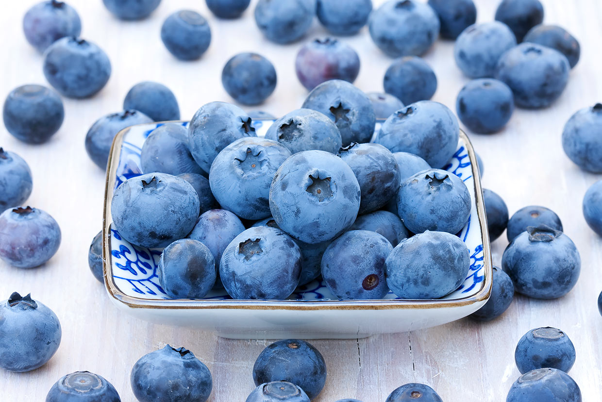 20 Superfoods to Eat Now MyFoodDiary