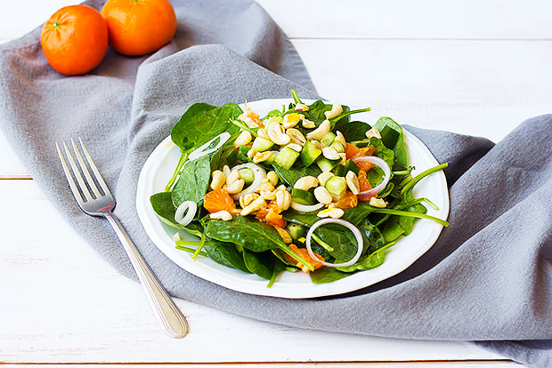 Spinach Salad with Mandarin Vinaigrette Recipe